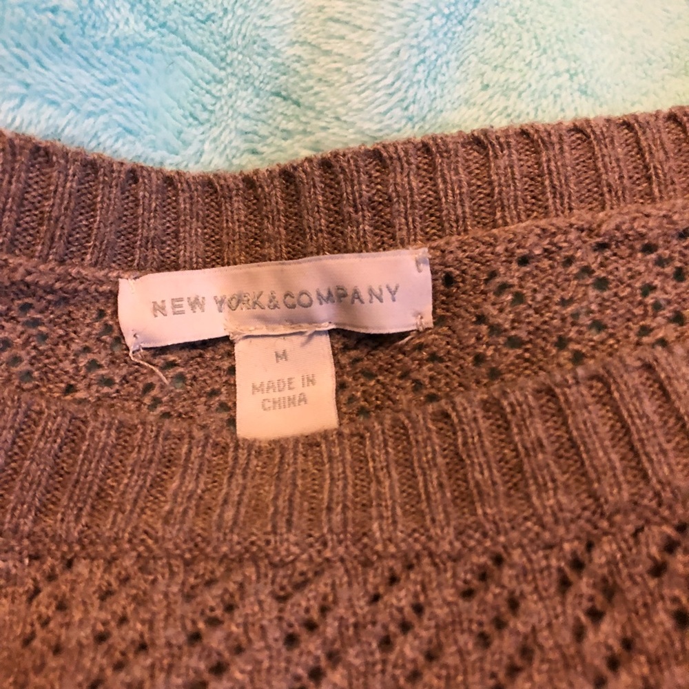 Sweater ! - Picture 2 of 2